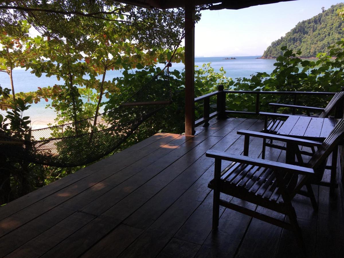 Starlight Beach Resort Koh Phayam Bagian luar foto