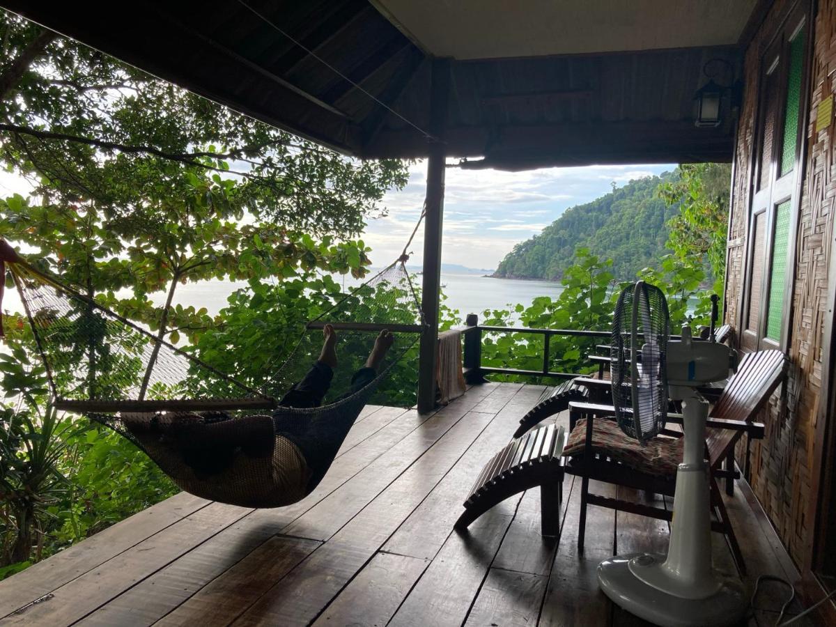 Starlight Beach Resort Koh Phayam Bagian luar foto
