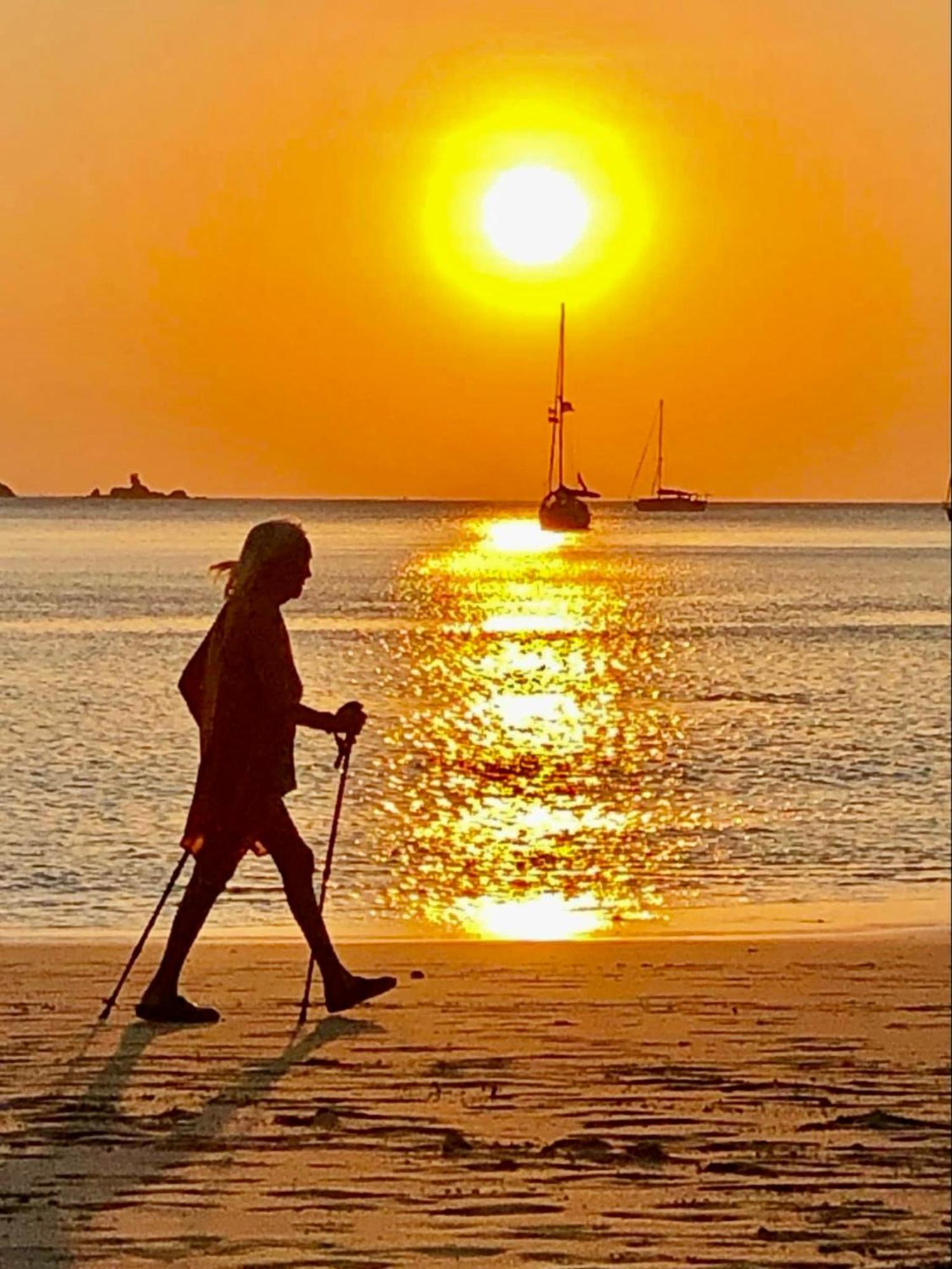 Starlight Beach Resort Koh Phayam Bagian luar foto